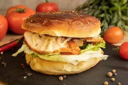 Чикен бургер