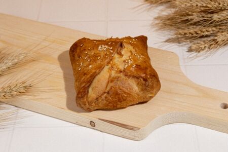 Слойка с курицей