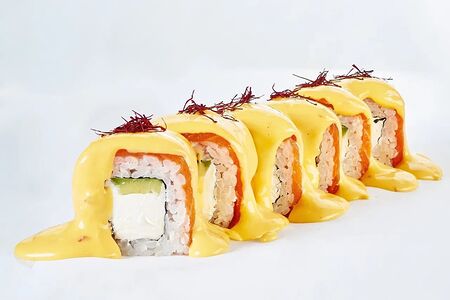 Ролл Филадельфия под мангово-имбирным соусом