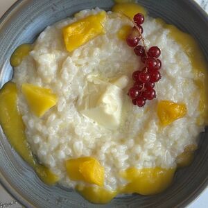 Рисовая каша с манго