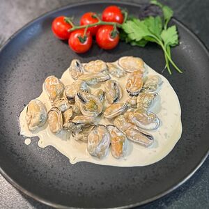 Мидии в соусе