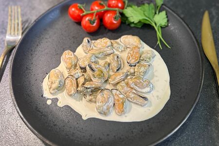 Мидии в соусе