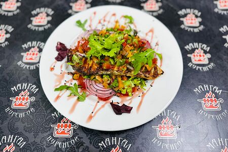 Салат с семгой