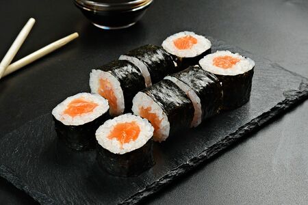 Мини с лососем