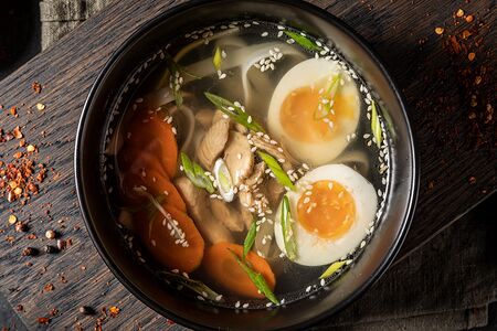 Куриный суп-лапша