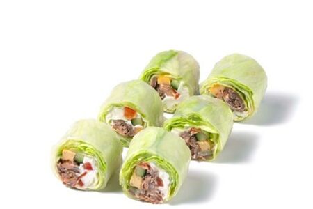 Спринг-ролл с лососем терияки