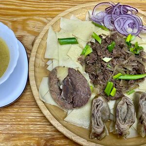 Бешбармак с бульоном 