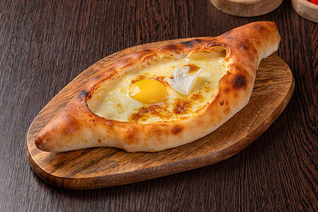 Хачапури по-аджарски