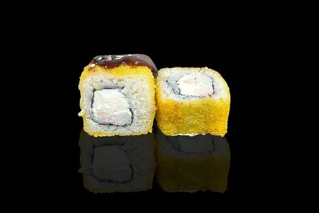 Темпура ролл сливочный с крабом 