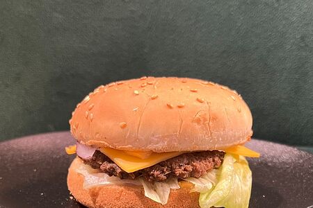 Брусничный бургер