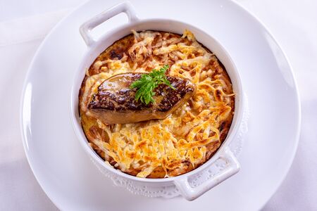 Картофельная запеканка Пармантье с эскалопом из фуа-гра