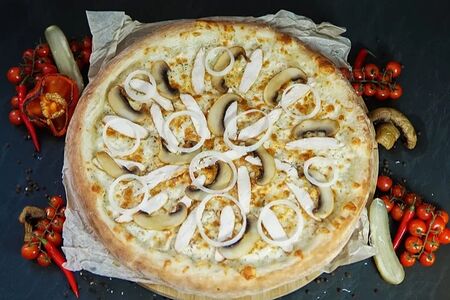 Пицца Курица и грибы