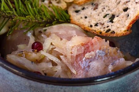 Сагудай из омуля с луком 