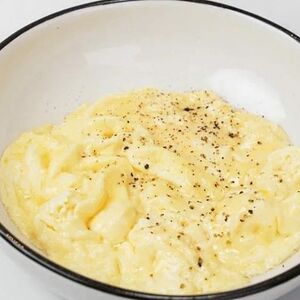 Скрэмбл из 2-х яиц