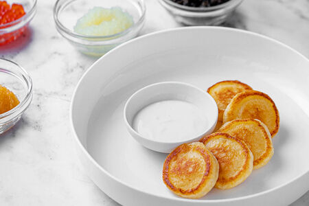 Пуховые блинчики со сметаной