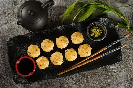 Ролл Запеченный угорь