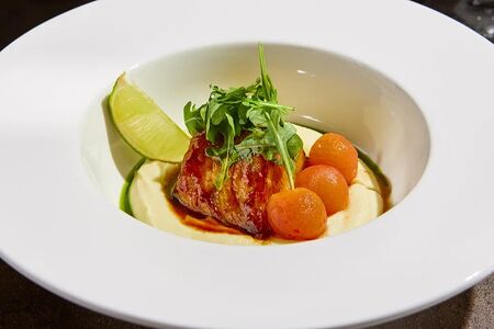 Черная треска в мисо-терияки с картофельным пюре