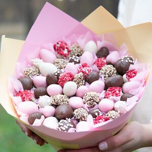 Букет из клубники Шоколадный карнавал