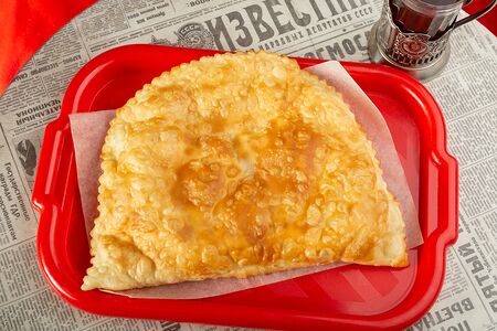 Чебурек Брежневский с сыром Брынза