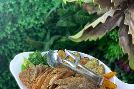 Карп с овощами гриль