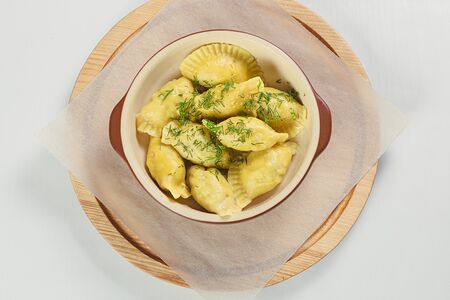 Большая порция вареников с курицей и грибами 