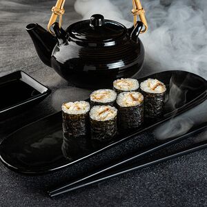 Мини-ролл с угрем