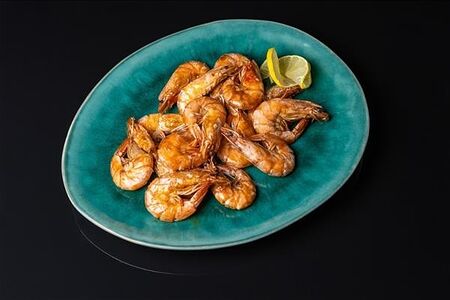 Креветки жареные в соусе