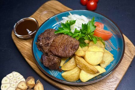 Говяжья шея с картофелем Один раз живём