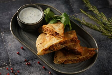 Пита с мясом цыпленка