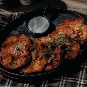Драники с грудинкой