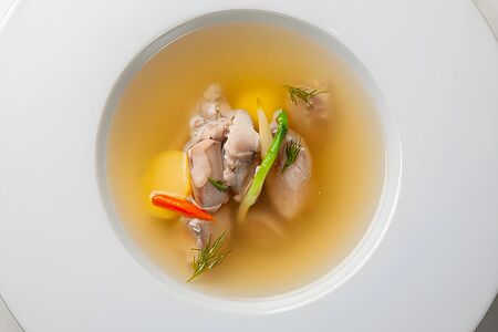 Уха из судака с молоками налима