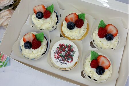 Капкейки 8 марта