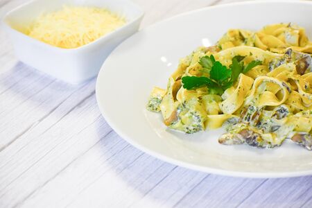 Паста со шпинатом и сливками