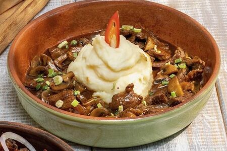 Говядина в перечном соусе