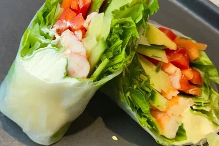 Спринг-ролл с креветка