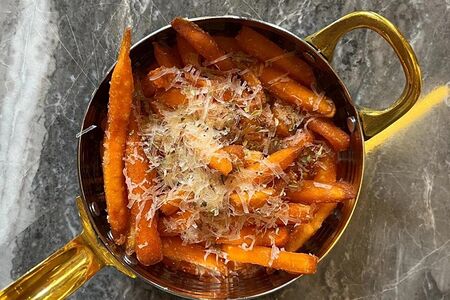 Батат фри с пармезаном