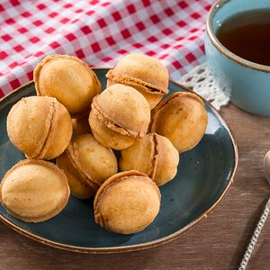 Орешки со сгущенным молоком