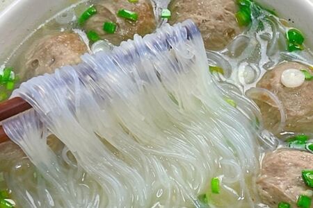 0018. Суп с фунчозой и фрикадельками