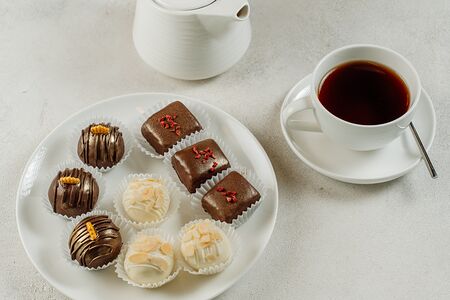 Конфета Сникерс