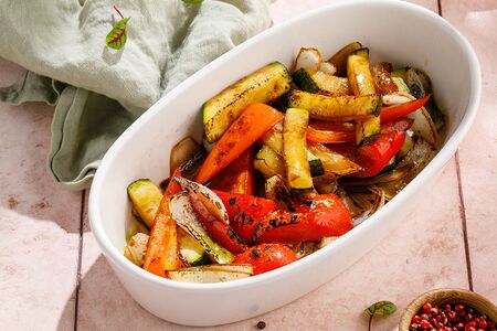 Овощи, обжаренные с бальзамическим уксусом