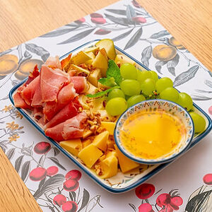 Закуска к вину