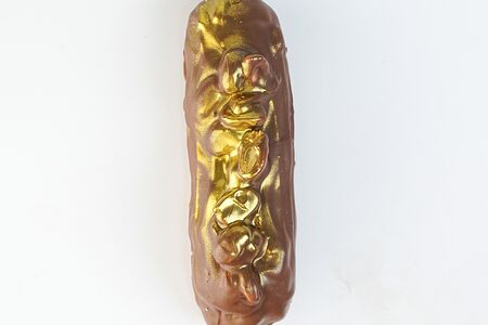 Эклер Арахисовый Сникерс