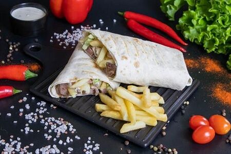 Ереванская шаурма с шашлыком из говядины