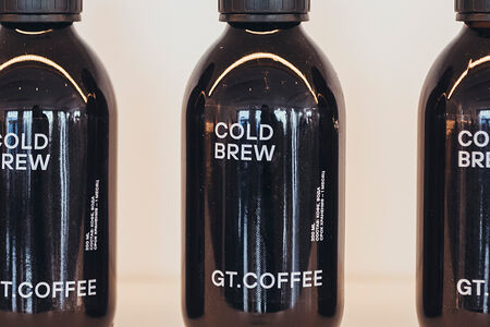 Холодный чёрный кофе