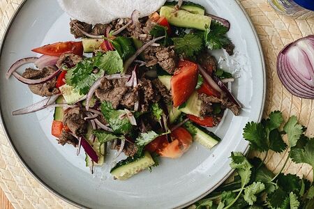 Салат с говядиной