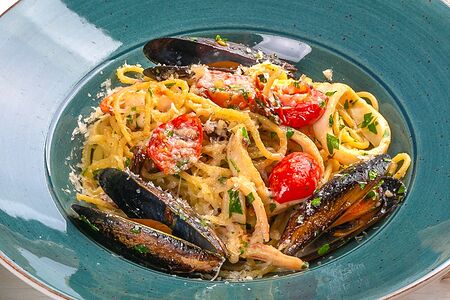 Спагетти с морепродуктами