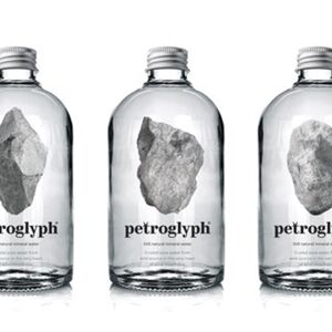 Минеральная вода Петроглиф в стекле, без газа