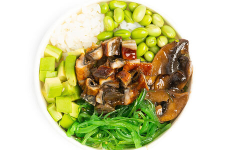 Поке с угрём и авокадо