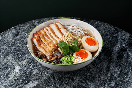 Рамен с цыпленком