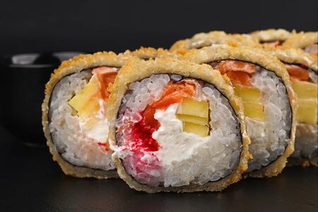 Лосось манго-чили